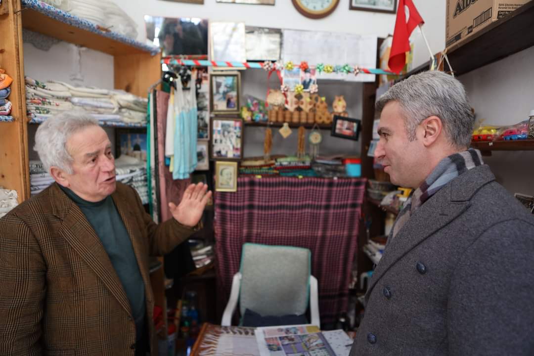 Şaban Arda Yazıcı Eski Çarşıda Ziyaretlerde bulundu