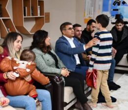Devletimiz ve Milletimiz Tüm İmkânlarıyla Depremzedelerin Yanında.