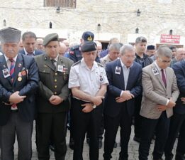 Eflani’de Kore Gazisi Ahmet Remzi Hatipoğlu Son Yolculuğuna Uğurlandı..