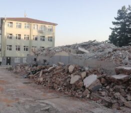 Emek İlkokulu Yıkıldı.