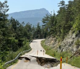 KELTEPE KAYAK MERKEZİ YOLU ÇÖKTÜ