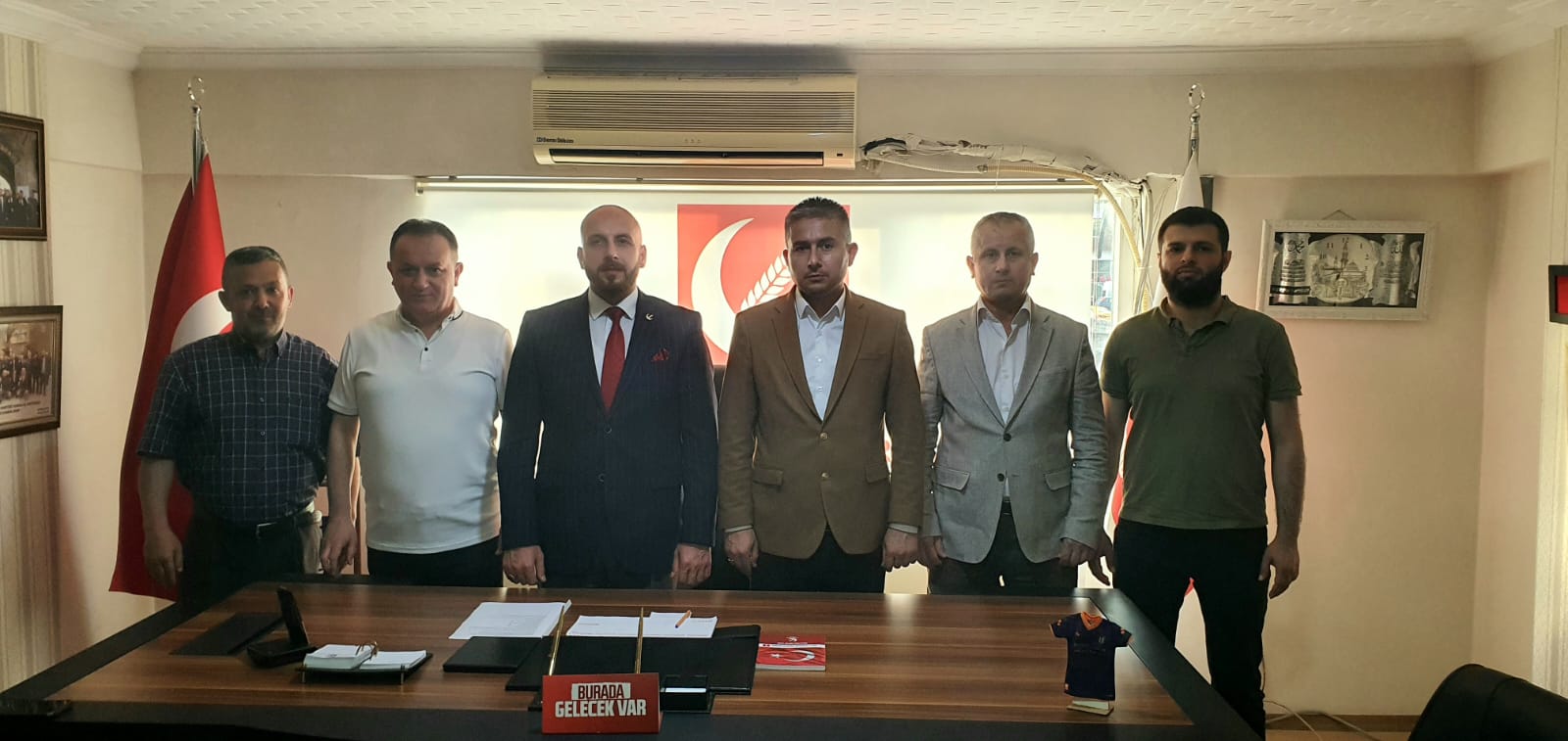 SENDİKA YÖNETİCİLERİNDEN ÖZER’E ZİYARET