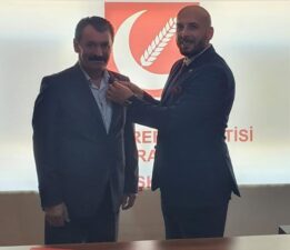 Yortan Belde Belediye Meclis Üyesi Sezayi Taşçı Yeniden Refah Partisine Katıldı.