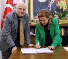 Şirin Fazlı Yeşilyurt Aktif Yaş Alma Merkezi Protokolü İmzalandı