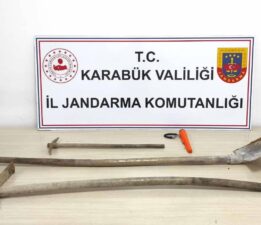 Safranbolu Karıt Köyünde Kaçak Kazı Yapan Bir Kişi Suçüstü Yakalandı..