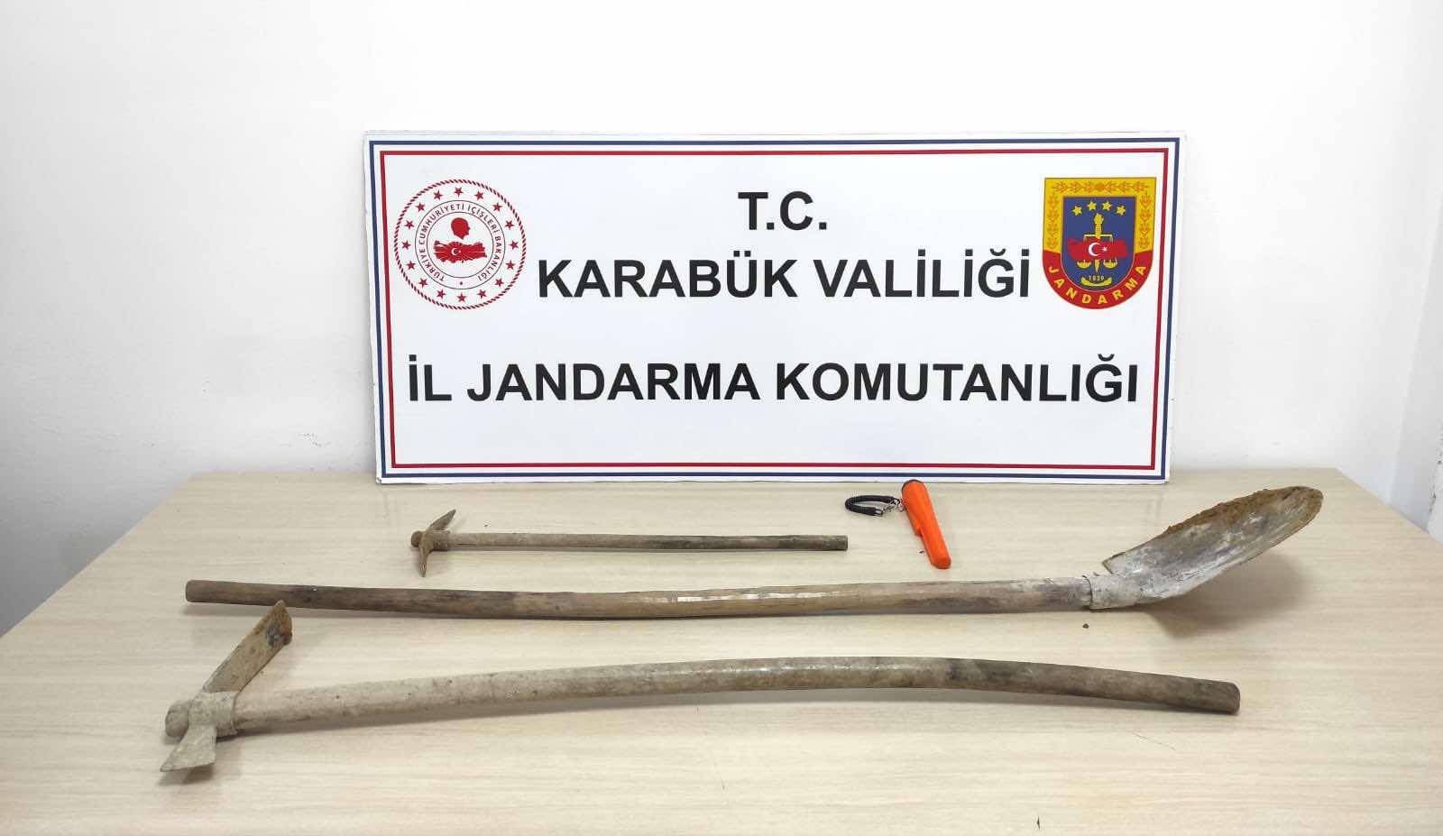 Safranbolu Karıt Köyünde Kaçak Kazı Yapan Bir Kişi Suçüstü Yakalandı..