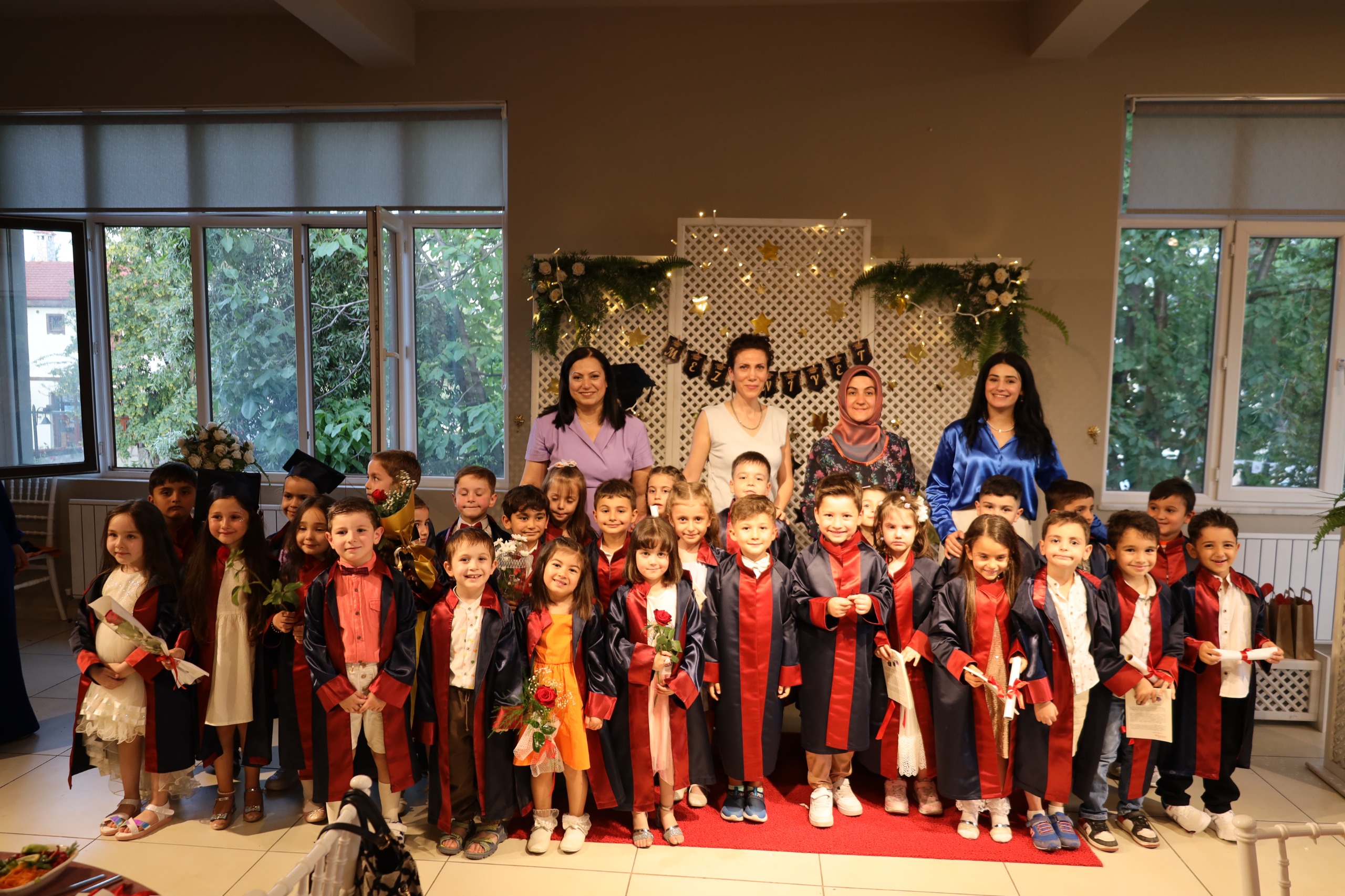 Safranbolu Belediyesi Nazmiye Yeşilyurt Gündüz Çocuk Bakım Evi İlk Mezunlarını Verdi