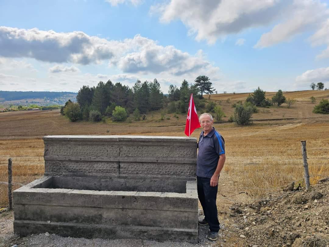 Memleketine Vefa Borcunu Ödemek İçin Çeşme Yaptırıyor.