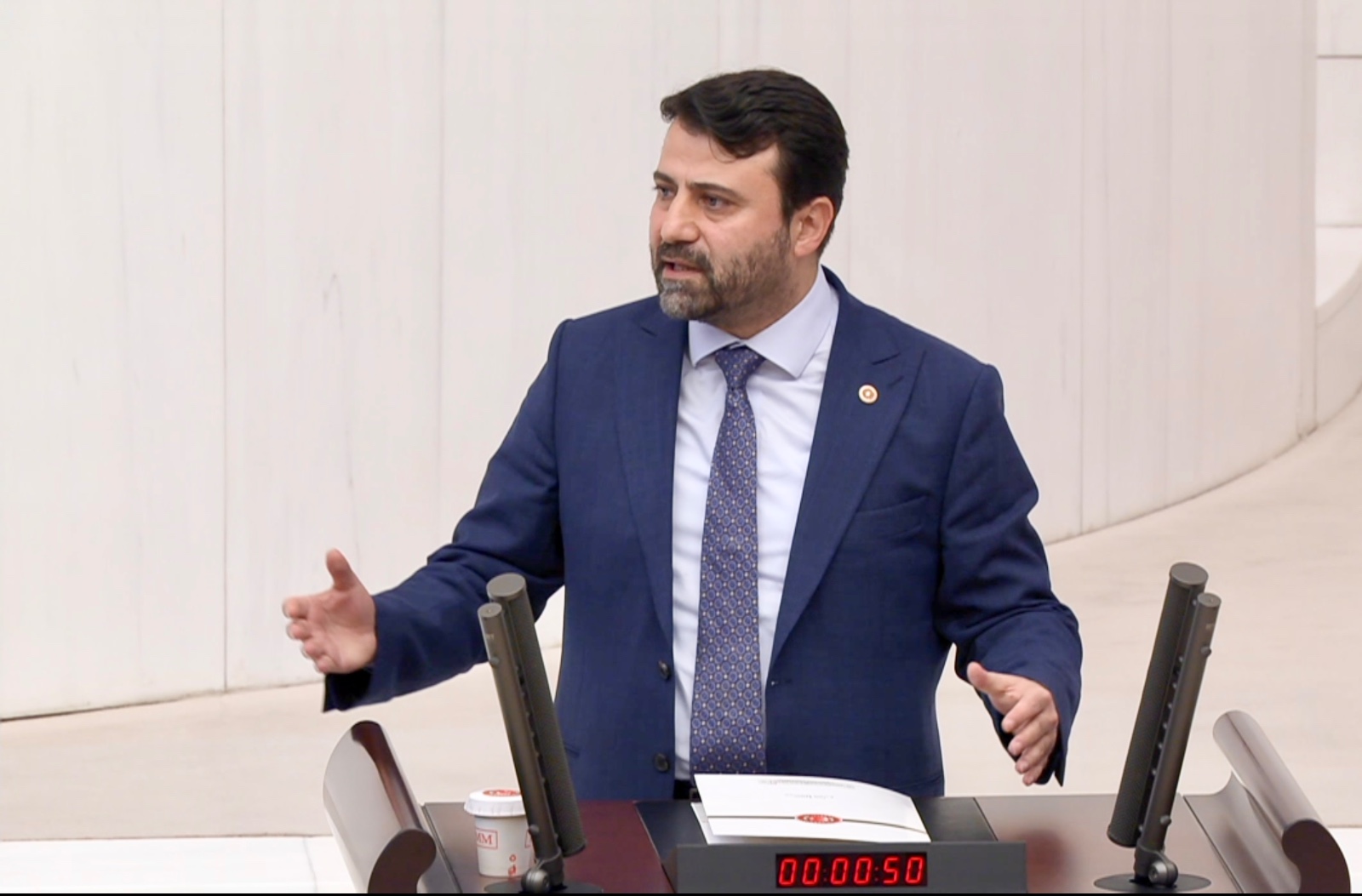 Şahin “Kardemir’e Alınacak İşçi Sayısı 100 Değil 320 Olsun.