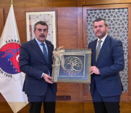 Milli Eğitim Bakanı Yusuf Tekin, Belediye Başkanımız Özkan Çetinkaya’yı Makamında Ziyaret Etti