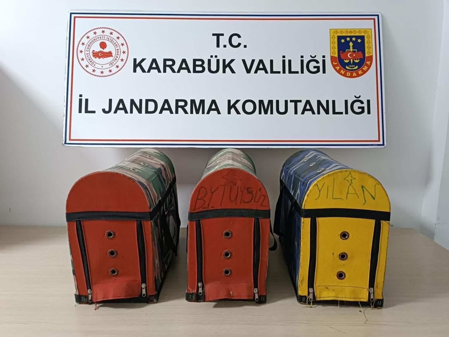 Karabük’te Horoz Dövüşüne Baskın: 27 Kişi Yakalandı