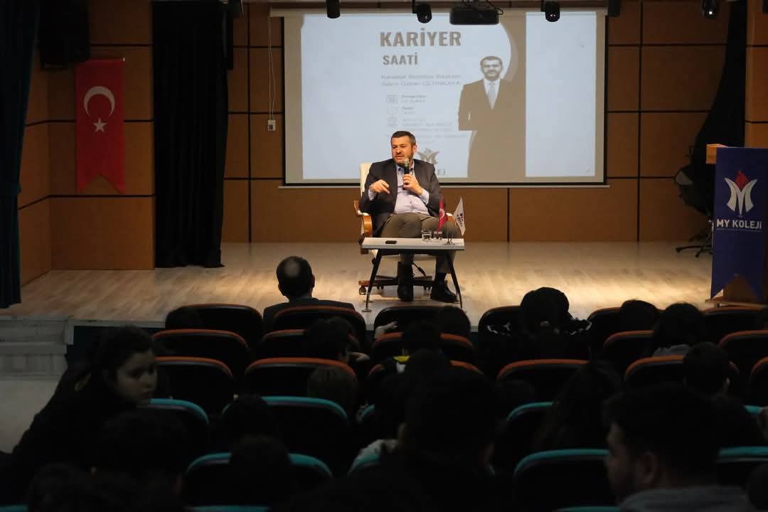KARABÜK BELEDİYE BAŞKANI ÖZKAN ÇETİNKAYA,MY KOLEJ ÖĞRENCİLERİYLE BULUŞTU.