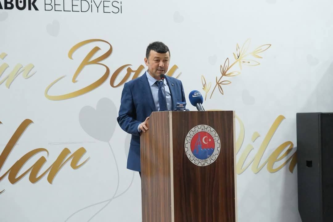 Karabük’te Esnaf Şurası Yoğun Katılım ile Gerçekleştirildi.
