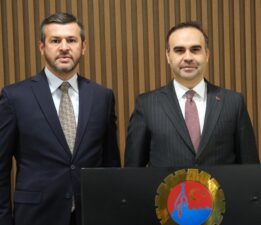 Sanayi ve Teknoloji Bakanı Mehmet Fatih Kacır’dan Karabük Belediyesi’ne Ziyaret