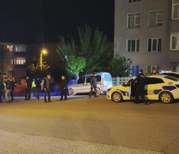 Karabük’te Polisin Dur İhtarına Uymayan Sürücü Uzun Kovalamaca Sonucu Yakalandı.