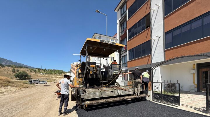 Karabük Belediyesi’nin Asfalt Çalışmaları Aralıksız Devam Ediyor