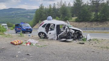 Safranbolu’da yoldan çıkan otomobil beton menfeze çarptı: 1 ölü, 3 ağır yaralı