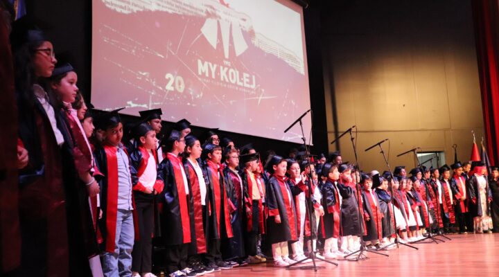 Karabük My Koleji’nde Gözyaşları ve Gururla Mezuniyet Coşkusu