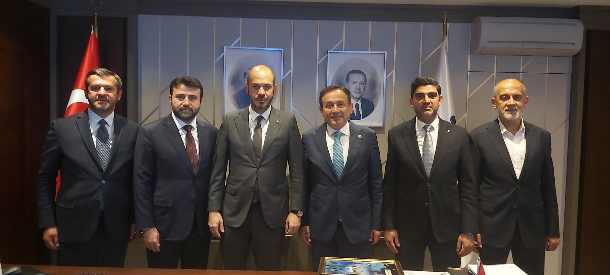 AK Parti Heyetinden TOKİ Başkanı’na Ziyaret