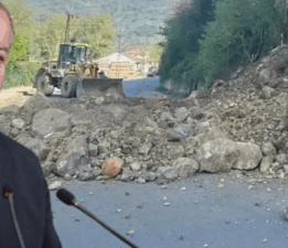 AKAY “Yenice’nin Yol Sorunları 22 Yıldır Görmezden Geliniyor”