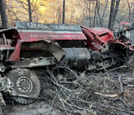Karabük’te Arazöz şarampole yuvarlandı: 2 yaralı