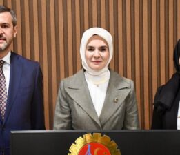 Aile ve Sosyal Hizmetler Bakanı Mahinur Özdemir Göktaş Karabük Belediyesi’ni Ziyaret Etti