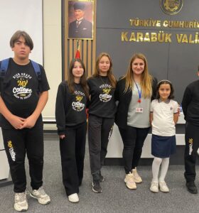 PARLAYAN YILDIZLAR PROGRAMINDA, MY KOLEJİ IŞILTISIYLA ÖNE ÇIKTI !”