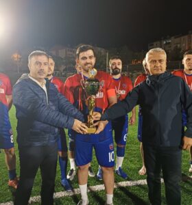Karabük’te Düzenlenen 5. Bahar Futbol Turnuvasında KARDEMİR Şampiyon oldu.