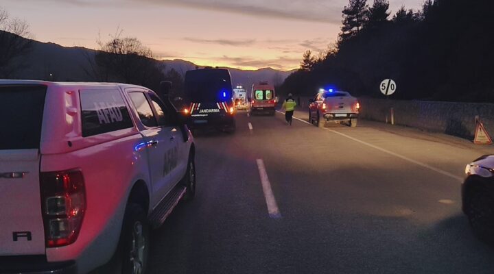 Safranbolu’da Mantar toplama dönüşü feci kaza: 2 ölü, 7 yaralı