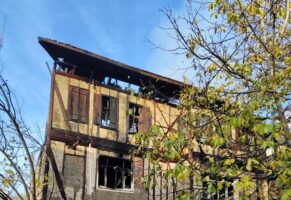 Safranbolu’da 150 Yıllık Tarihi Ahşap Ev Kül oldu.