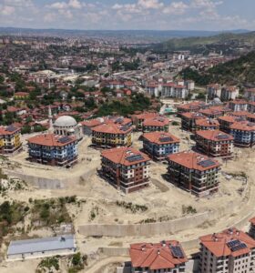 Karabük’te Devam Eden Konut ve Altyapı Yatırımları Yerinde İncelendi